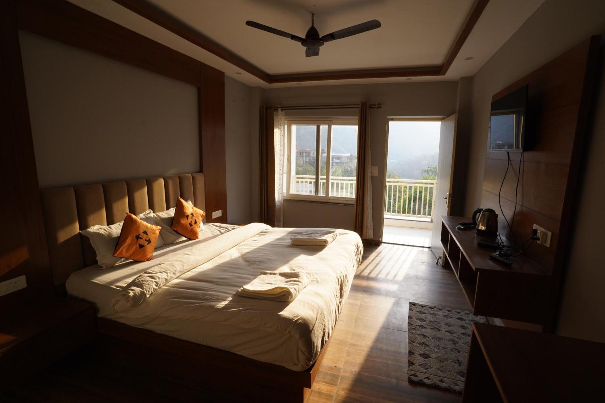 Hide-In Rishikesh, Laxman Jhulaホステル エクステリア 写真