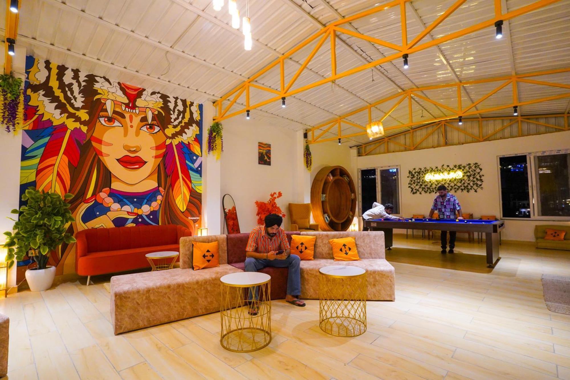Hide-In Rishikesh, Laxman Jhulaホステル エクステリア 写真